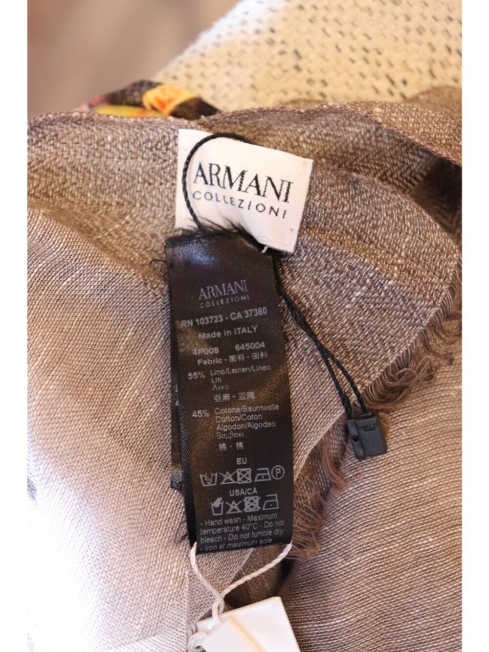 Armani Collezioni Brown Linen & Cotton Blend Scarf NWT - Picture 3 of 3